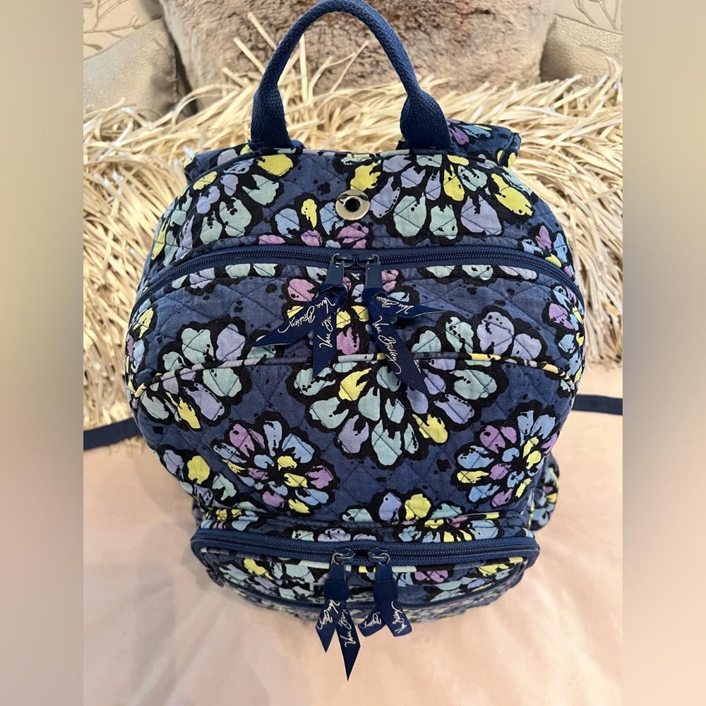 VERA BRADLEY Indigo Pop Essential Backpack Navy Blue Green Floral - Picture 2 of 14